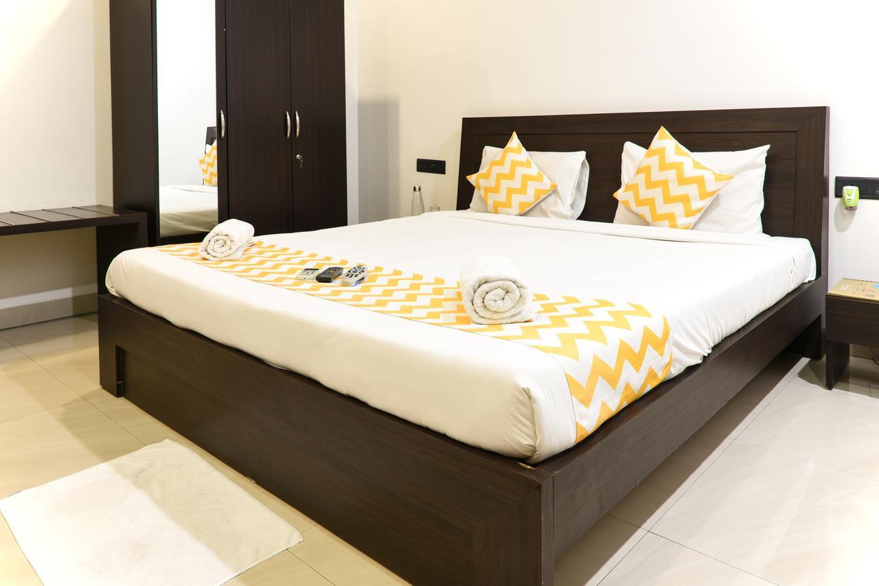 Fabhotel Hill View Jubilee Hills Hyderabad Bagian luar foto