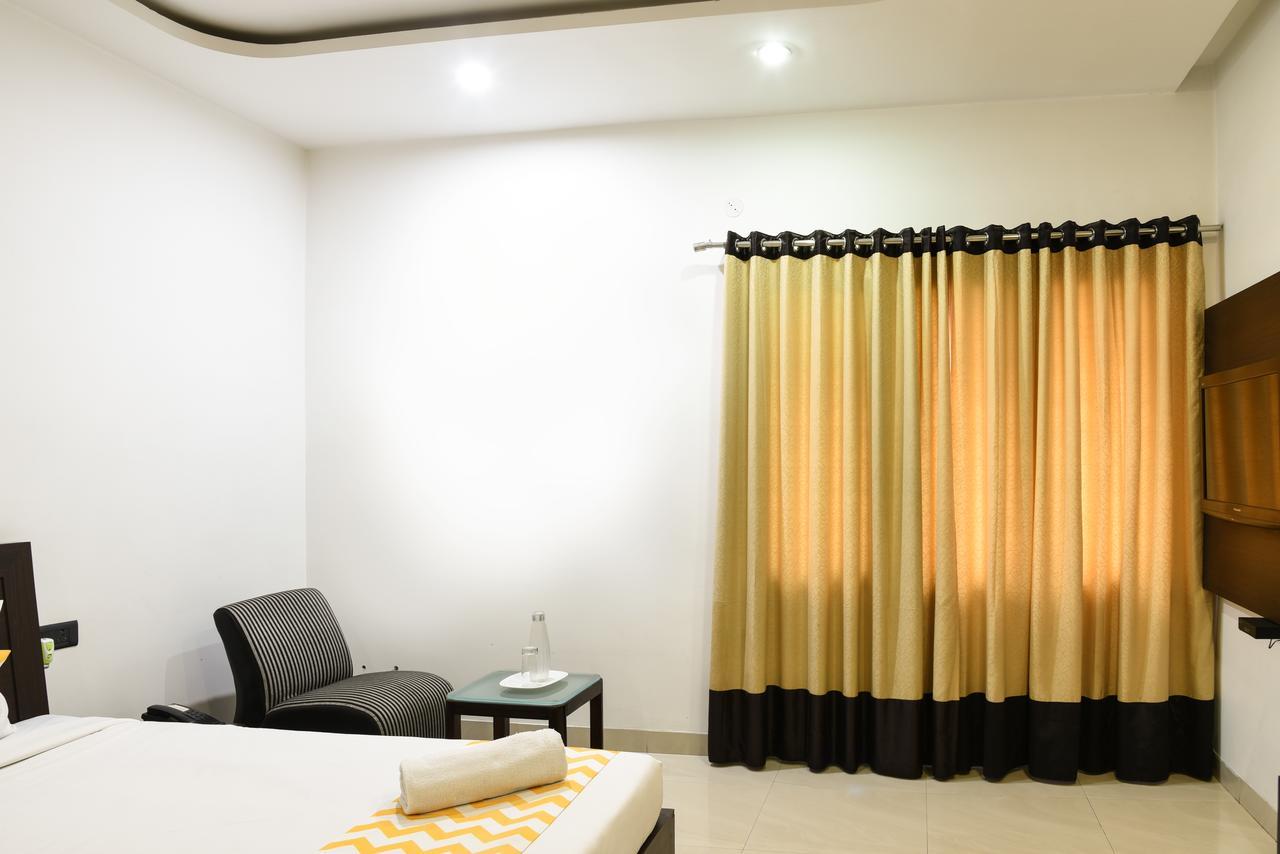 Fabhotel Hill View Jubilee Hills Hyderabad Bagian luar foto