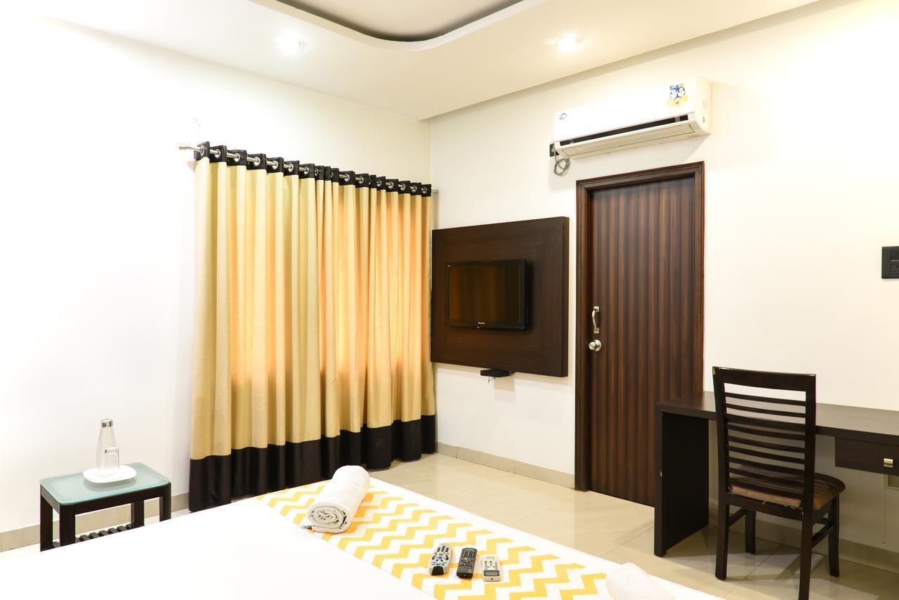 Fabhotel Hill View Jubilee Hills Hyderabad Bagian luar foto